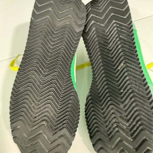 Nike Green and Yellow Sneakers with White Swoosh - Picture 8 of 8